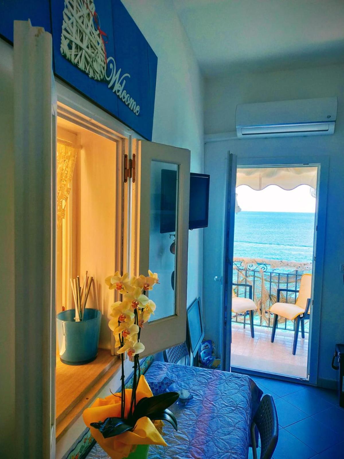 Apartament Casa Adriana Fronte Mare Monopoli Zewnętrze zdjęcie